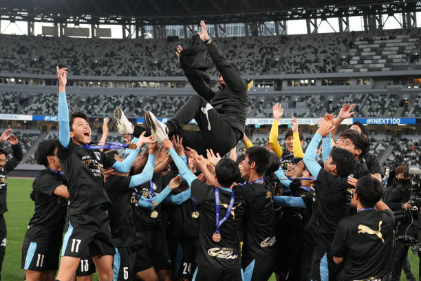 被许多球迷 被许多球迷